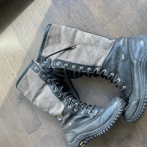 Woman’s ugg - Picture 2 of 11